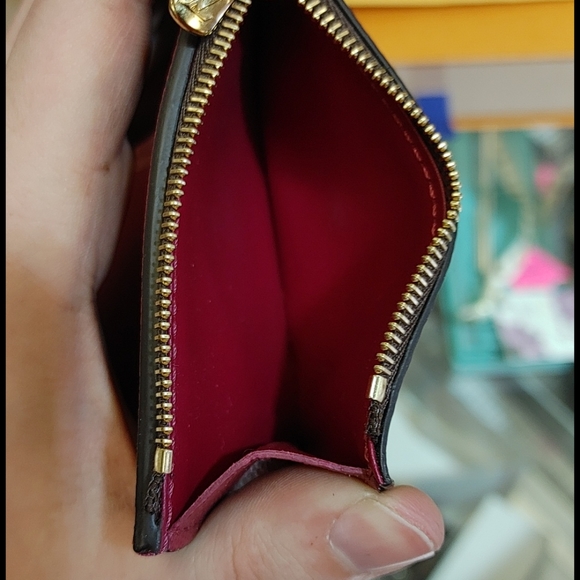 Louis VuittonđşMonogram Fuschia Zoe Small Wallet - Picture 13 of 14